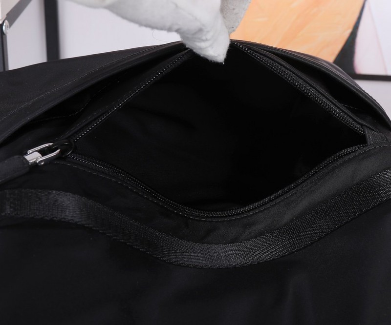 Prada 146 2