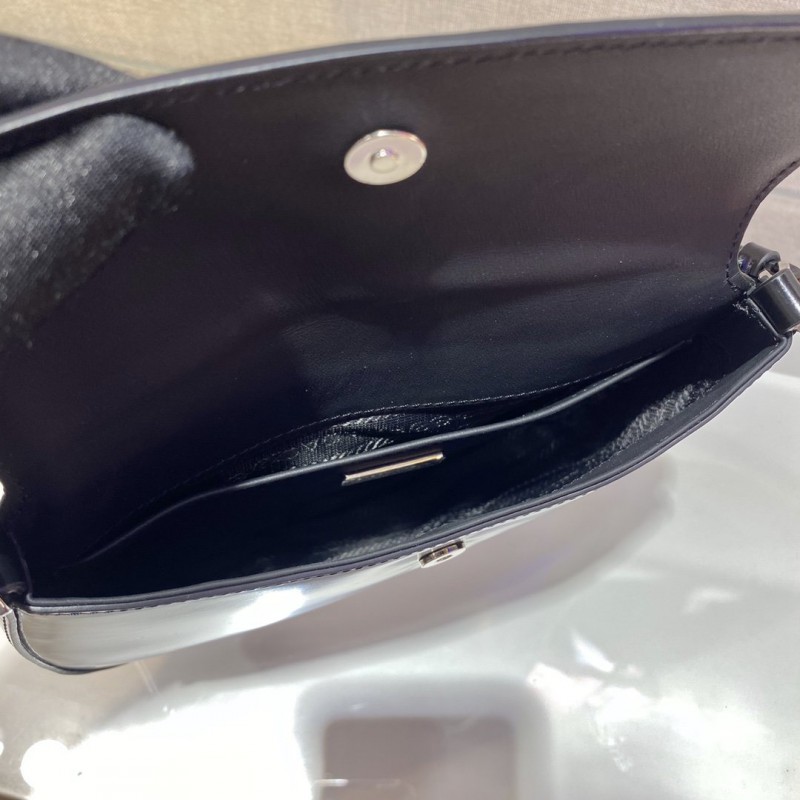 Prada 170 2