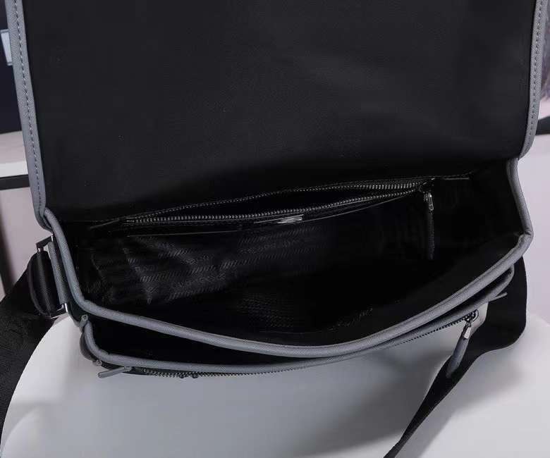 Prada 175 2
