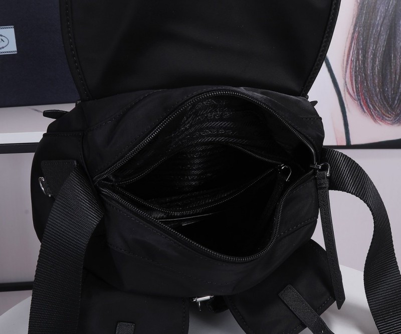 Prada 180 2