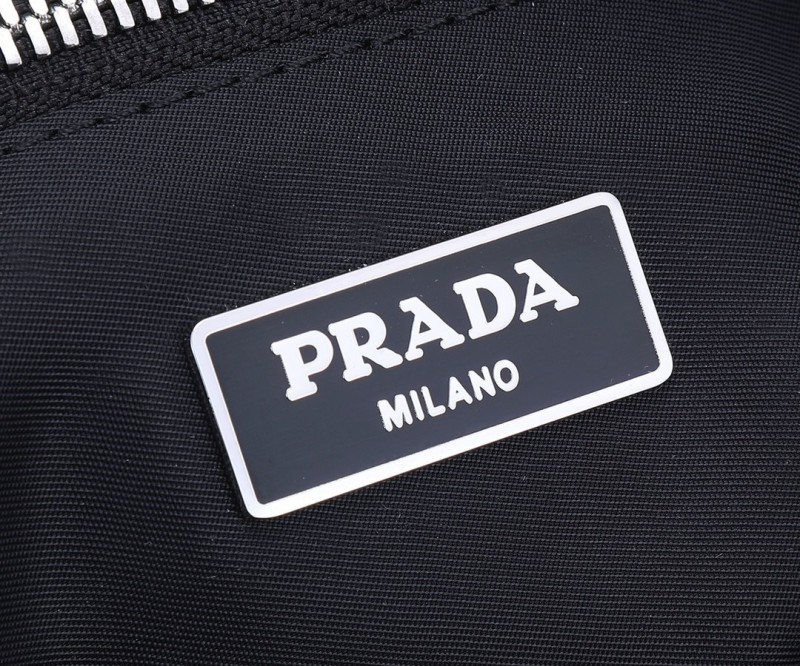 Prada 212 2