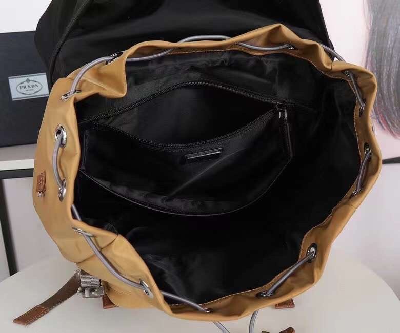 Prada 224 2