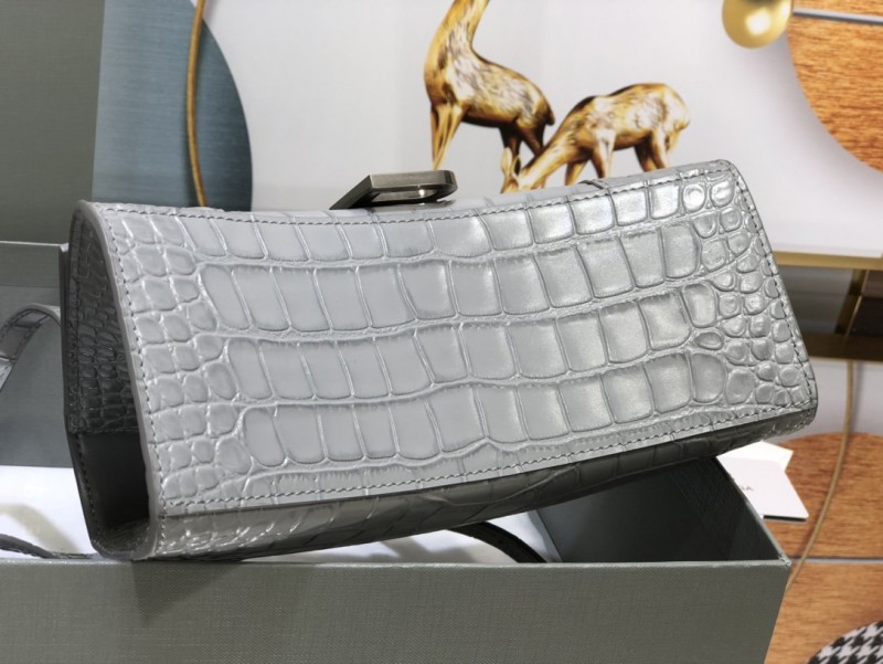 Balenciaga 103 2