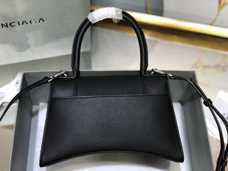 Balenciaga 106 2
