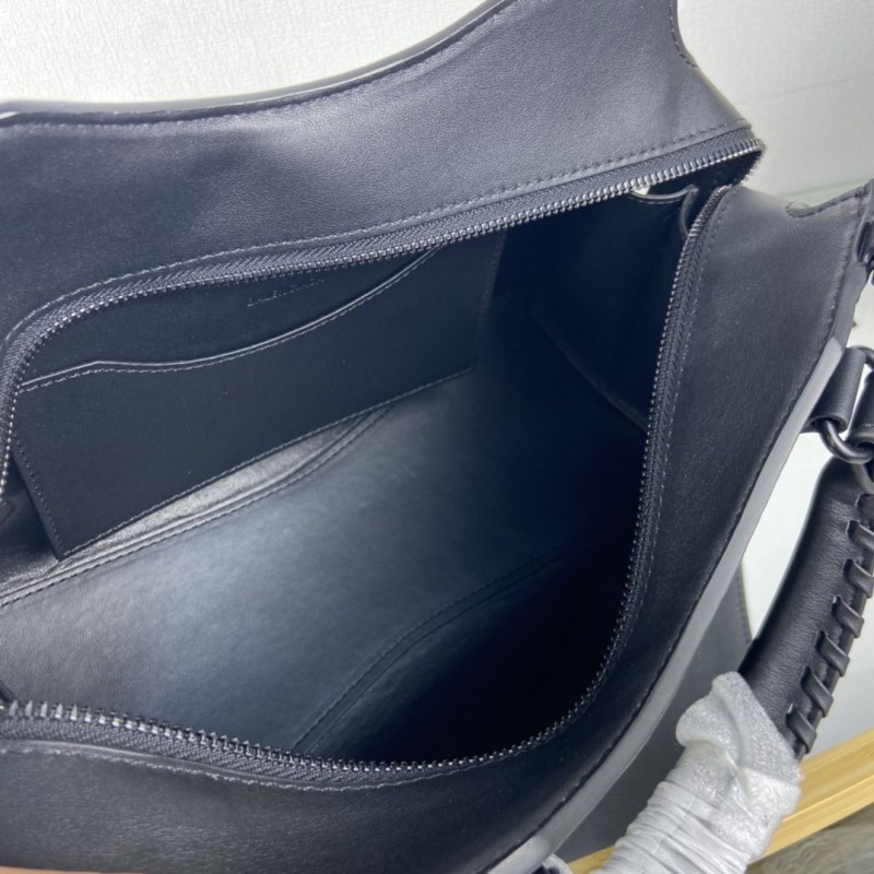 Balenciaga 120 2