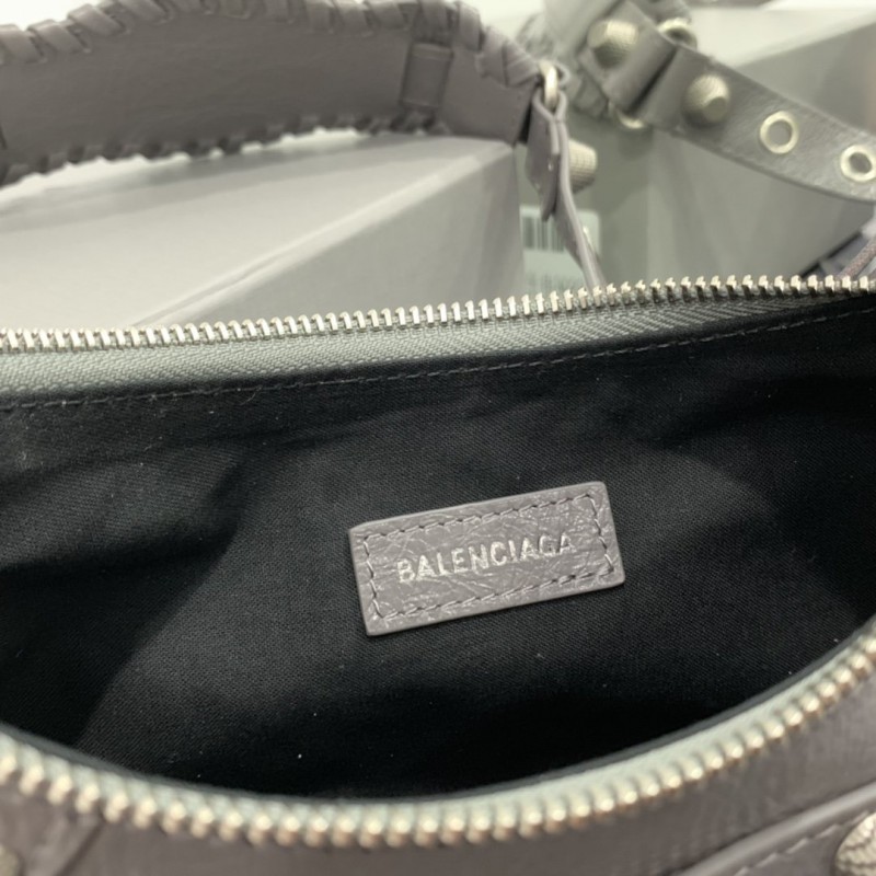 Balenciaga 127 2