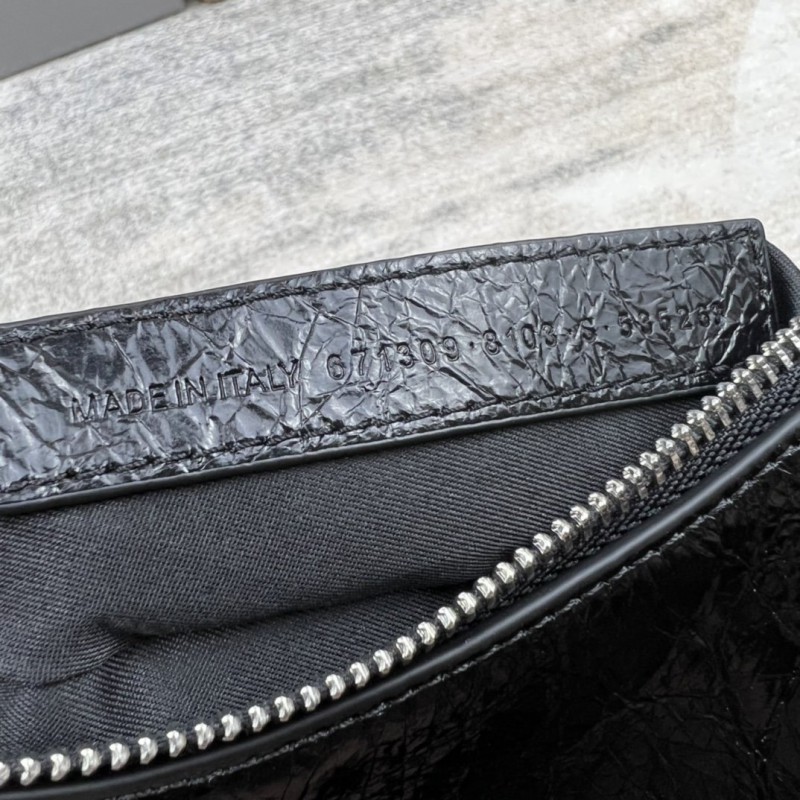 Balenciaga 138 2
