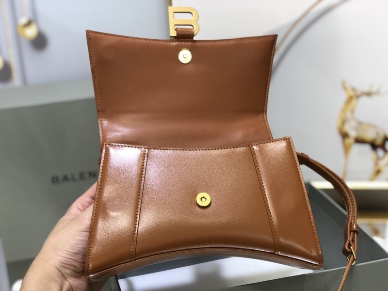 Balenciaga 102 2