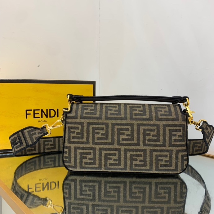 Fendi 001 2