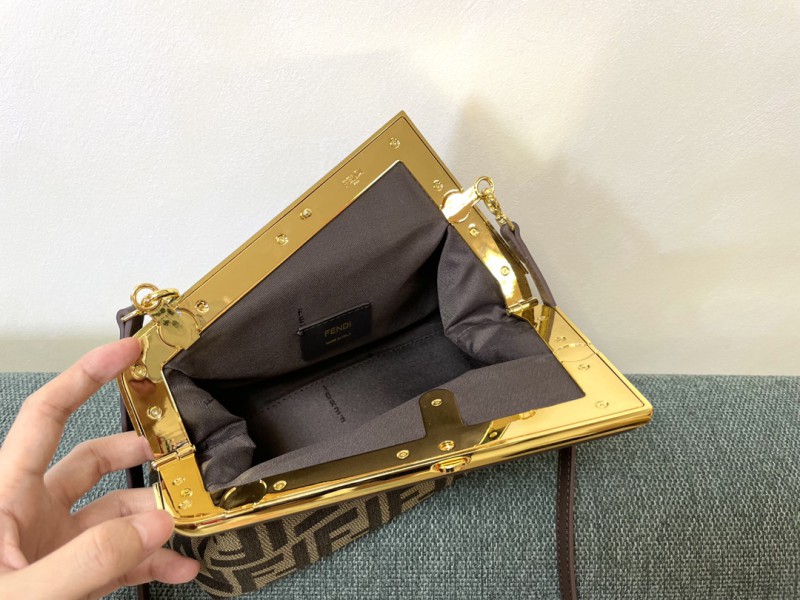 Fendi 013 2