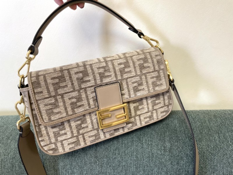 Fendi 016 2