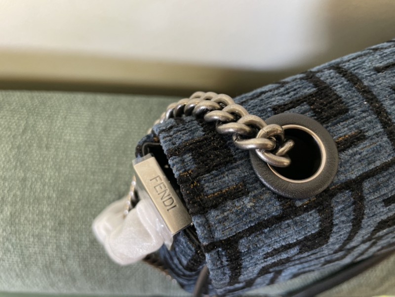 Fendi 017 2