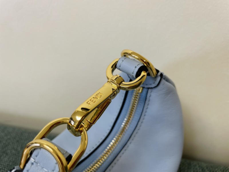 Fendi 027 2