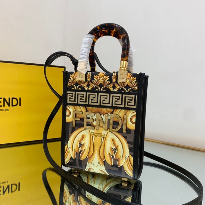 Fendi 036 2