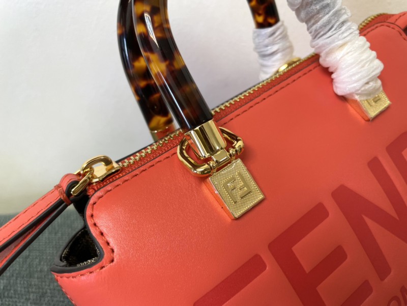 Fendi 042 2