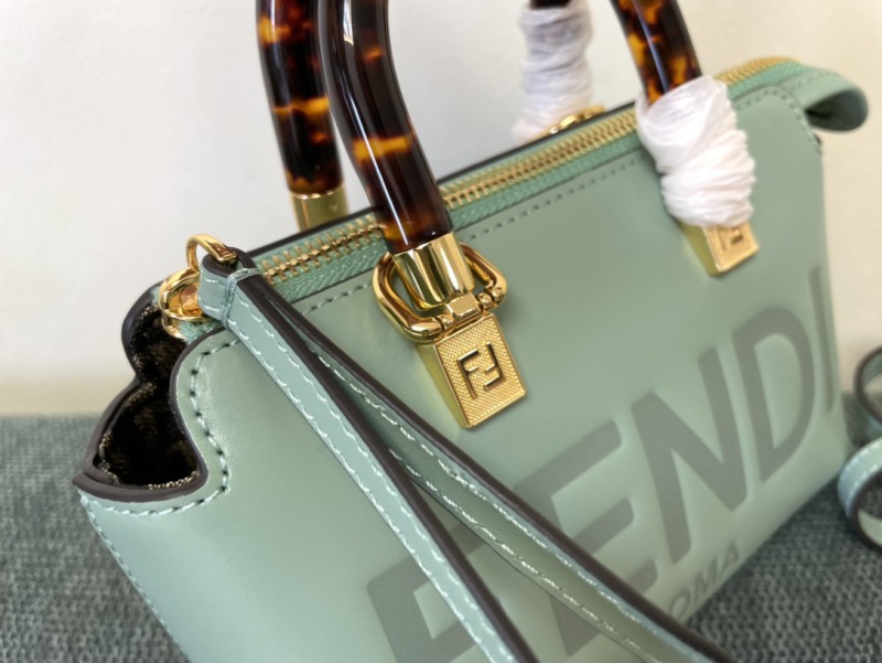 Fendi 044 2