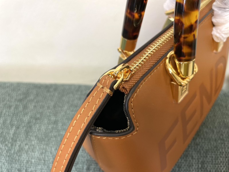 Fendi 048 2