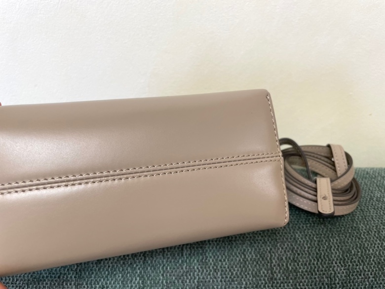 Fendi 050 2