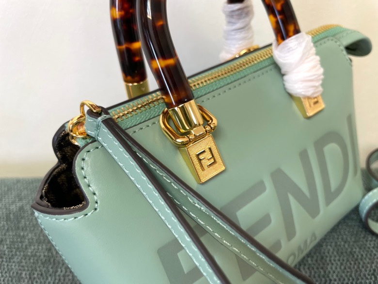 Fendi 051 2
