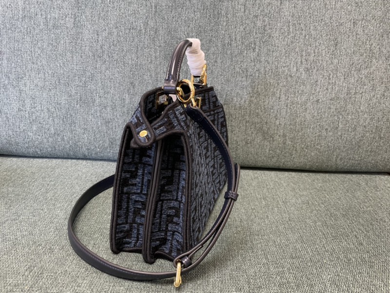 Fendi 066 2