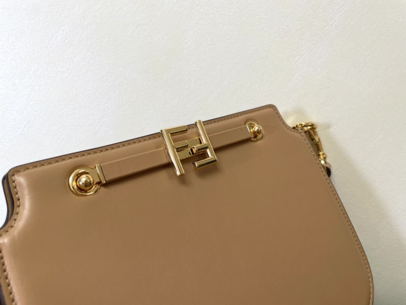 Fendi 071 2