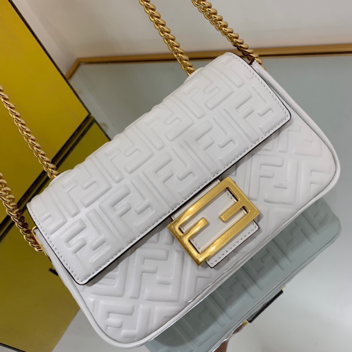 Fendi 126 2