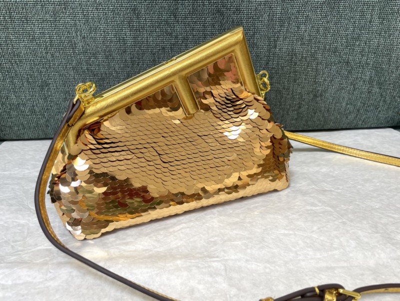 Fendi 132 2