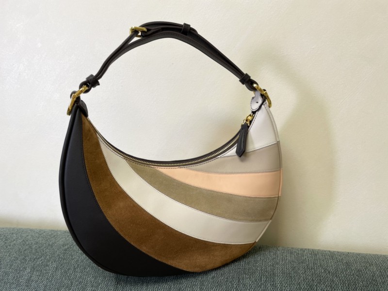 Fendi 147 2