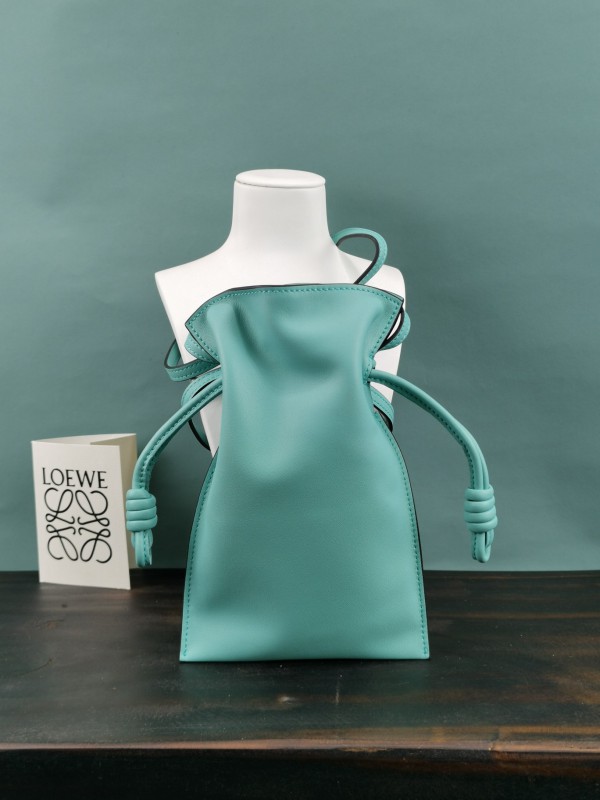 Loewe 011 2