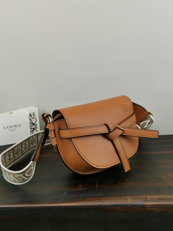 Loewe 040 2
