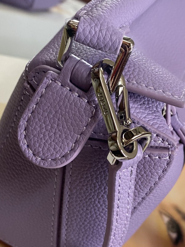 Loewe 048 2