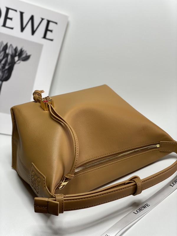 Loewe 077 2