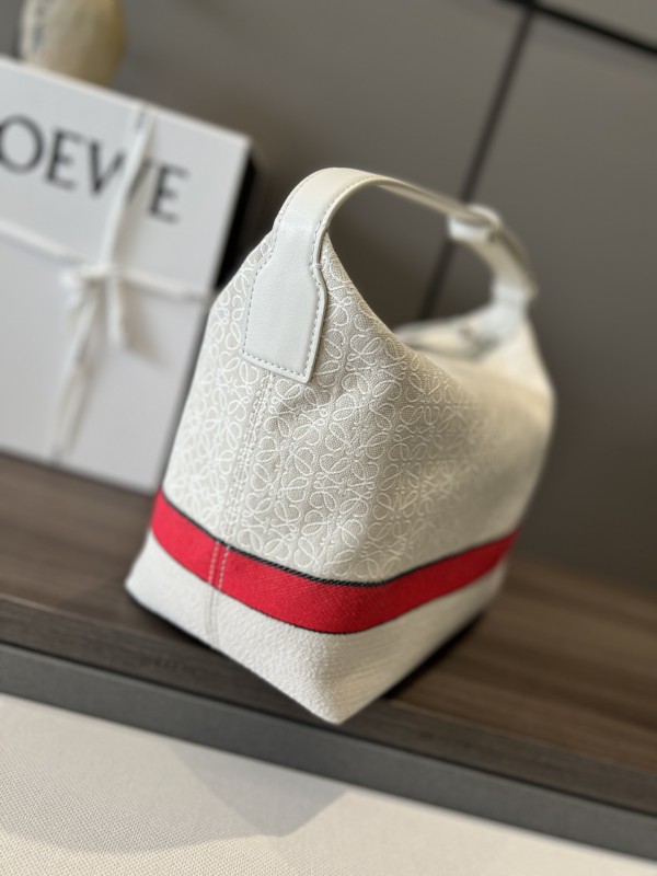 Loewe 096 2