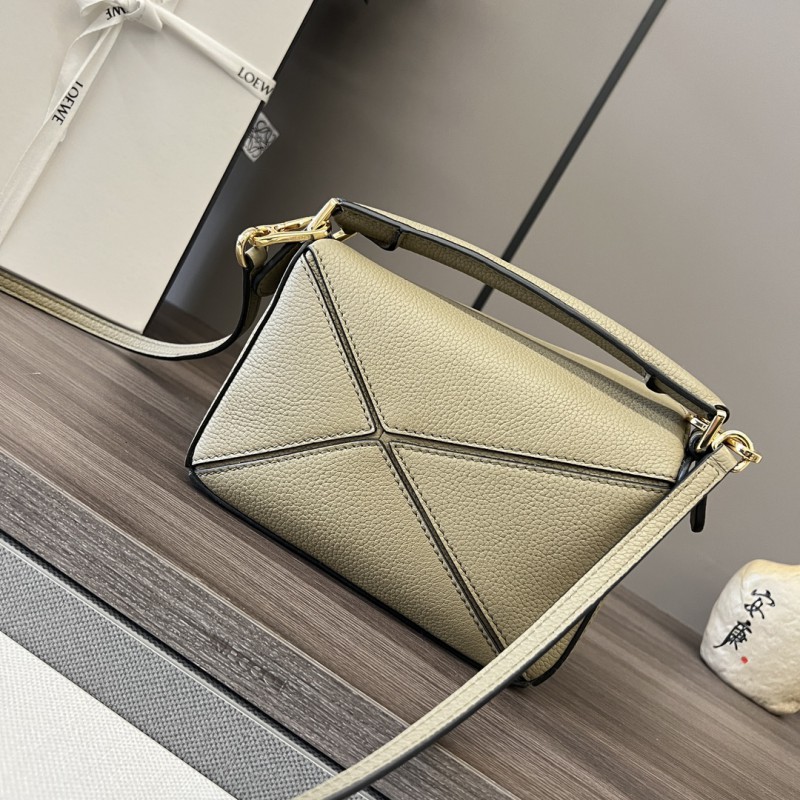 Loewe 106 2