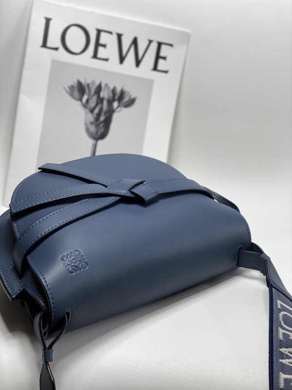 Loewe 126 2