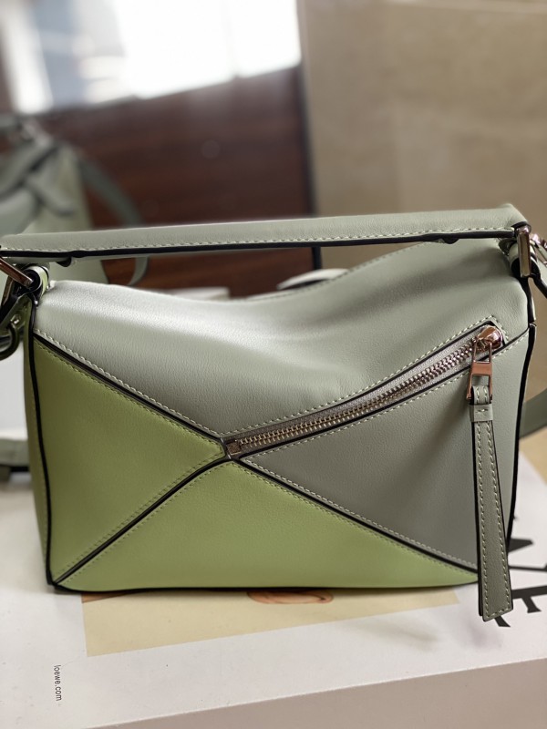 Loewe 147 2