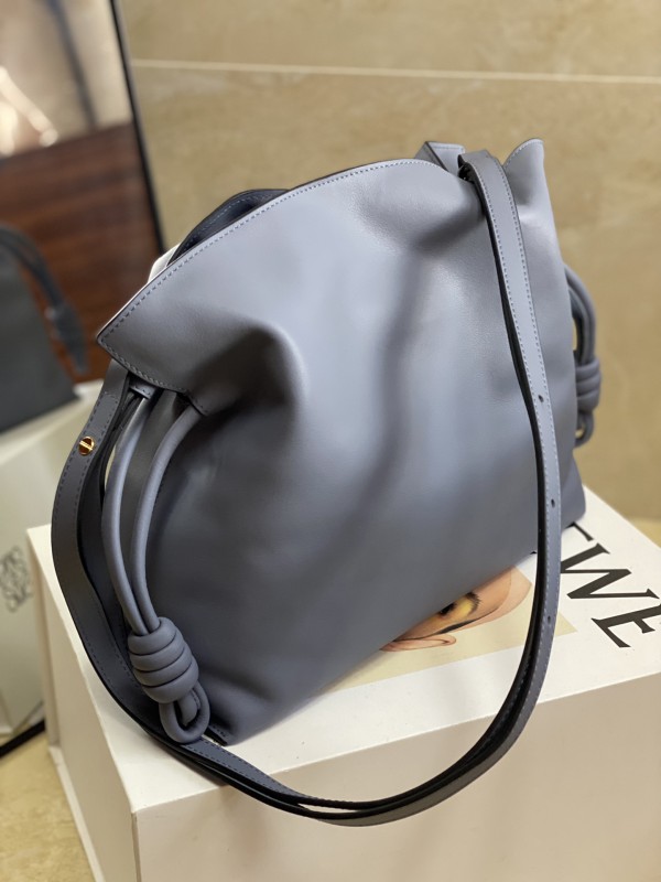 Loewe 157 2