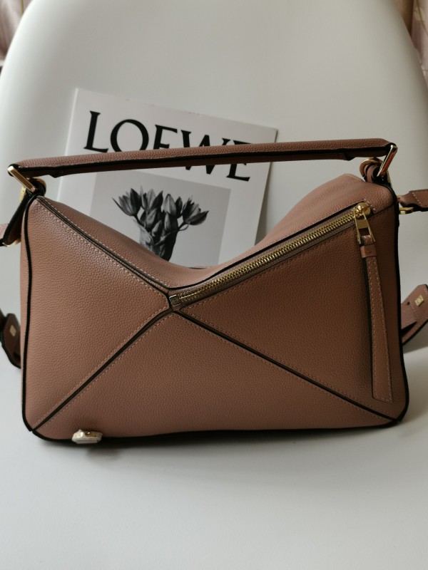 Loewe 194 2