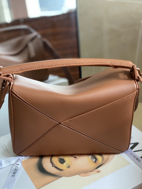 Loewe 195 2