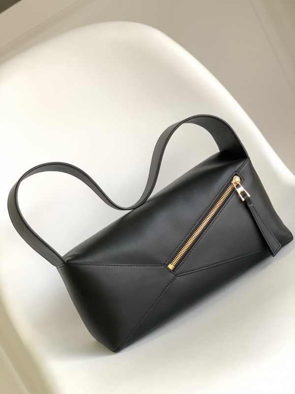 Loewe 206 2