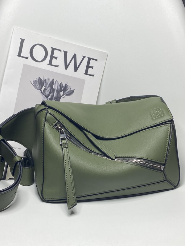 Loewe 218 2
