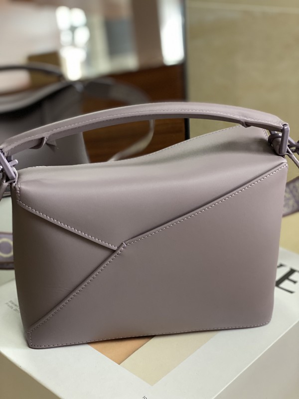 Loewe 239 2