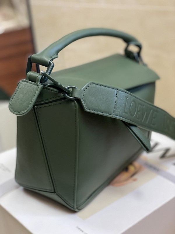 Loewe 242 2