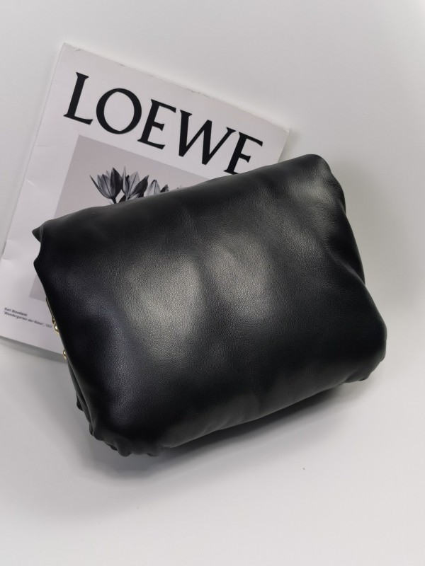 Loewe 245 2