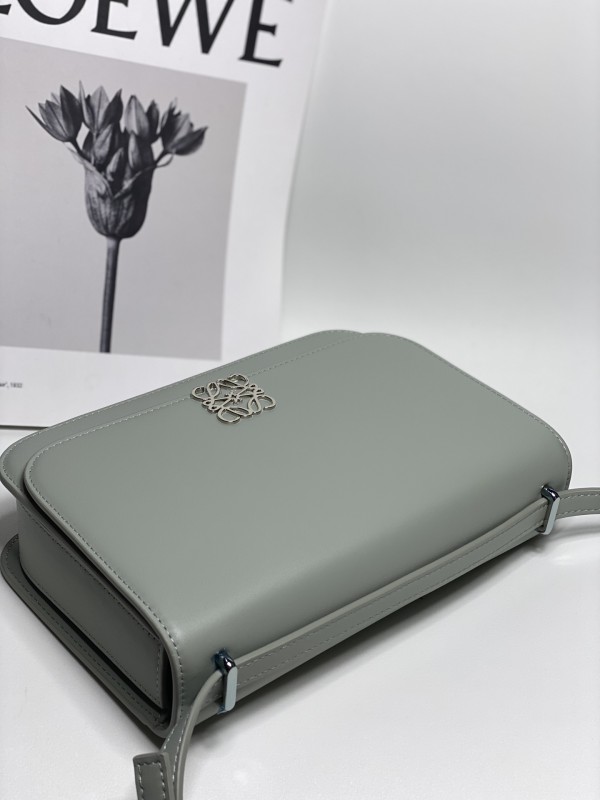 Loewe 246 2