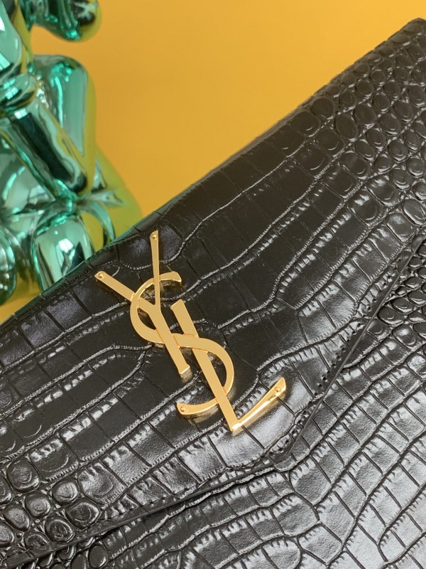 YSL 043 2