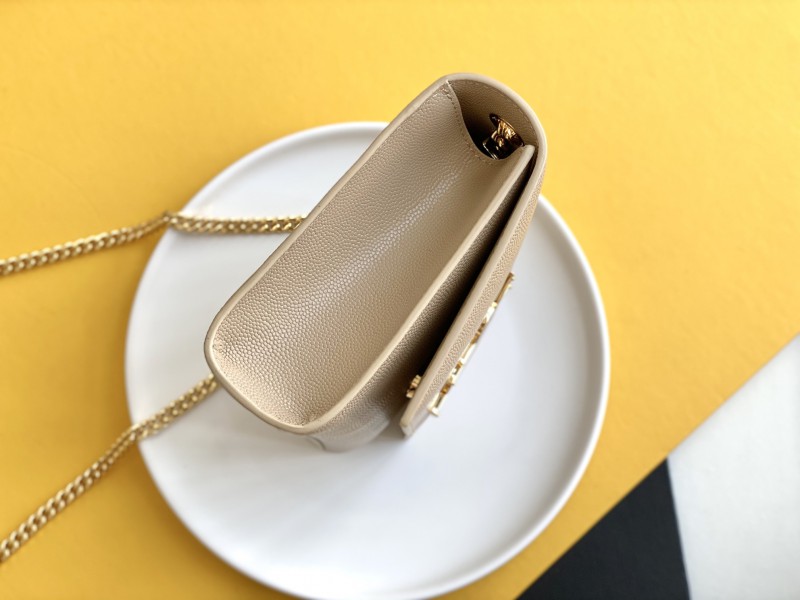 YSL 135 2