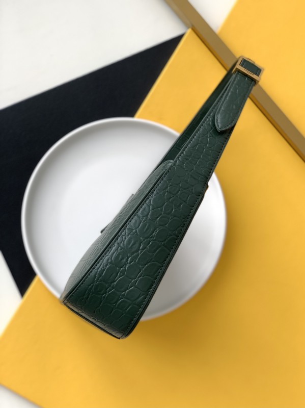 YSL 209 2