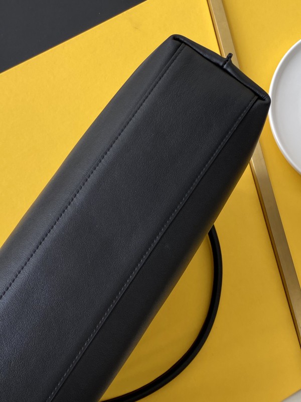 YSL 479 2