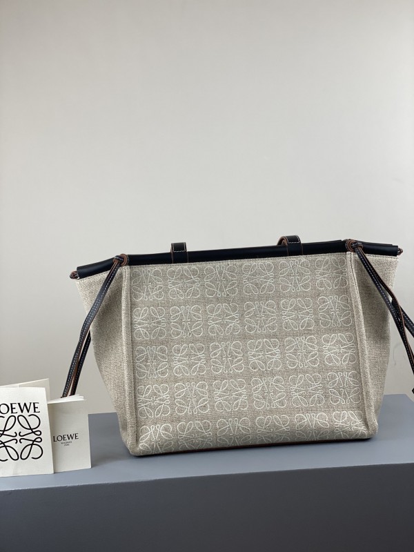Loewe 122 2